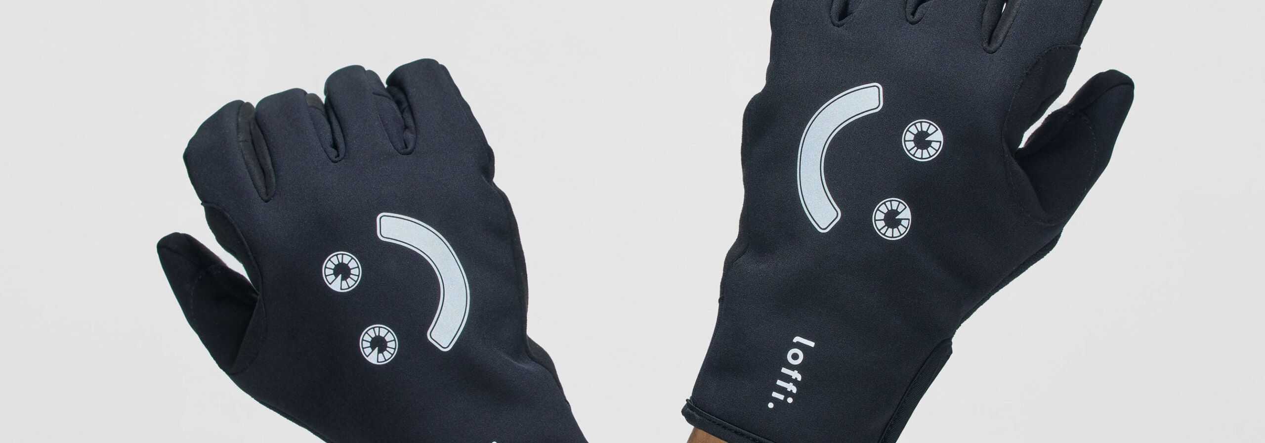 Loffi x IRIS: smiling from ear to ear with colourful confidence